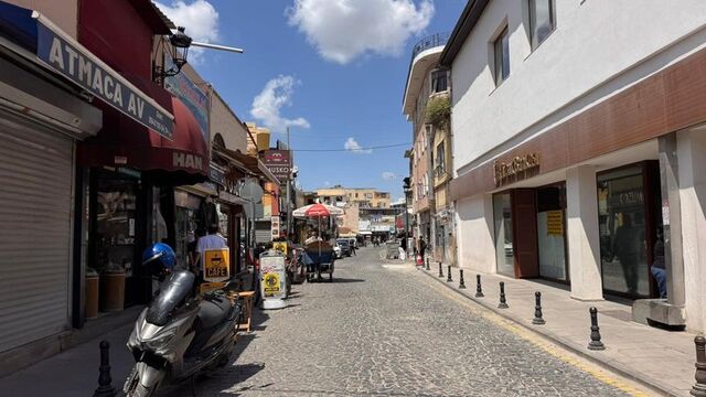 Büyük Saat Çarşısı trafik ve otopark sorunu haberi
