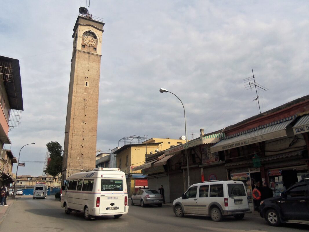 Adana Büyük Saat Kulesi ve Büyük Saat Çarşısı
